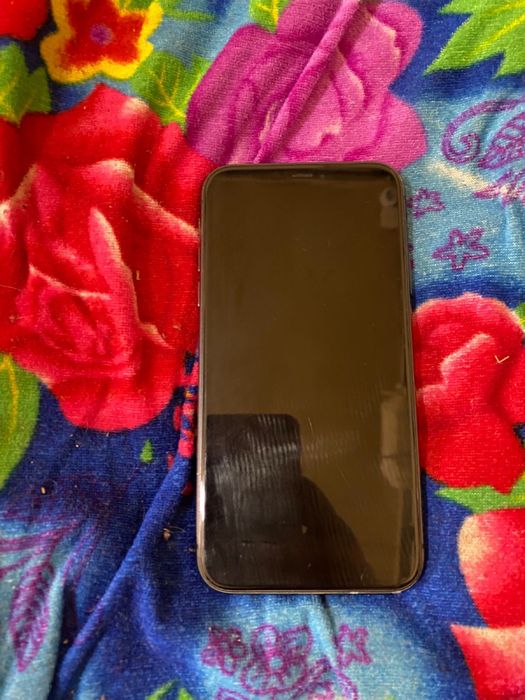 Айфон 11 64гб емк 76