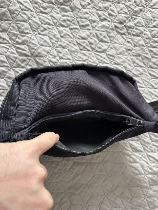 Тъмносиня мъжка чанта Napapijri