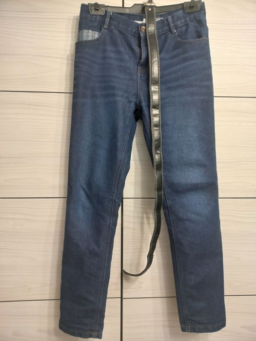 Vând blugi baieti 12 ani,143-155 cm