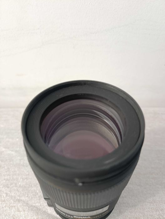 Фотоапарат Canon EOS 70D (на 28 617 кадъра) + обективи Sigma 17-50mm f/2.8 & Sigma 150mm f/2.8 Macro