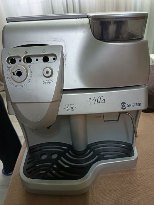 Продавам кафе автомат, за части