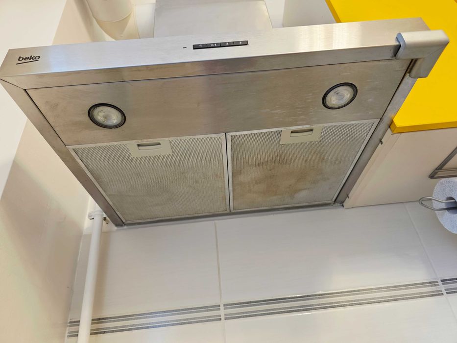 Vând hota decorativa Beko capacitate mare