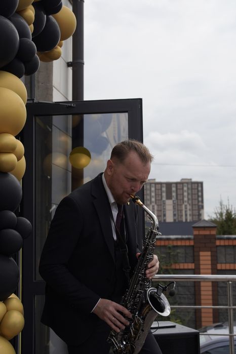 Саксофонист на мероприятие ,живой звук.