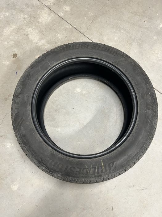 Bridgestone Alenza 235/55/19