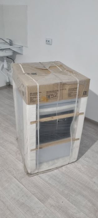 Продам электроплиту Flama