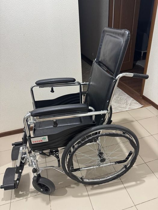 Продам инвалидную коляску