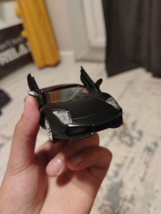 продам ламборгини игрушечную