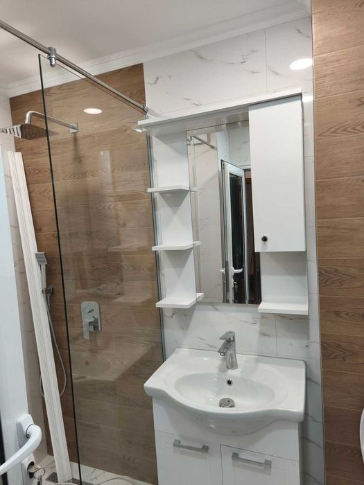 Дава се под наем Двустаен апартамент в Пловдив, Христо Смирненски - 72 кв.м за 382.5 € - Снимка #1