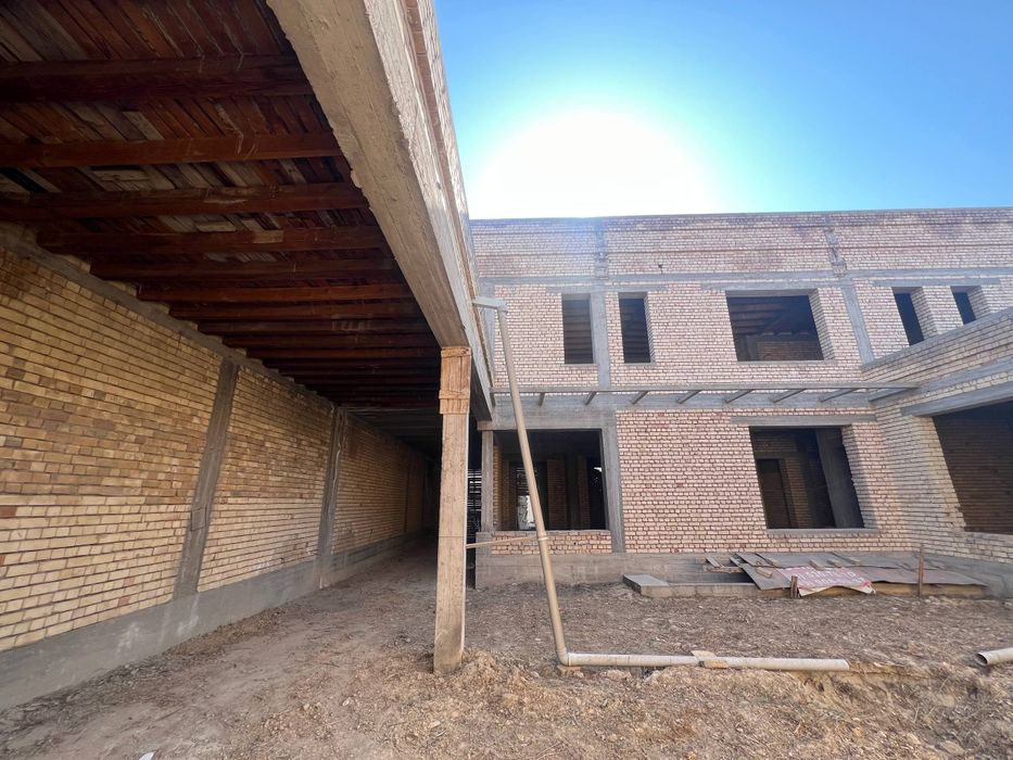 Mehnat 6-kvartl Nanogen klinikasi 5-sotok Korobka sotiladi