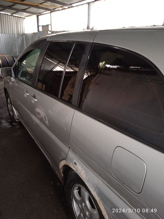 Продам машину Nissan