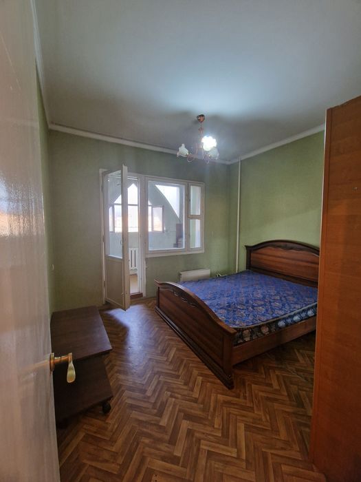 Продам двуспальную кровать