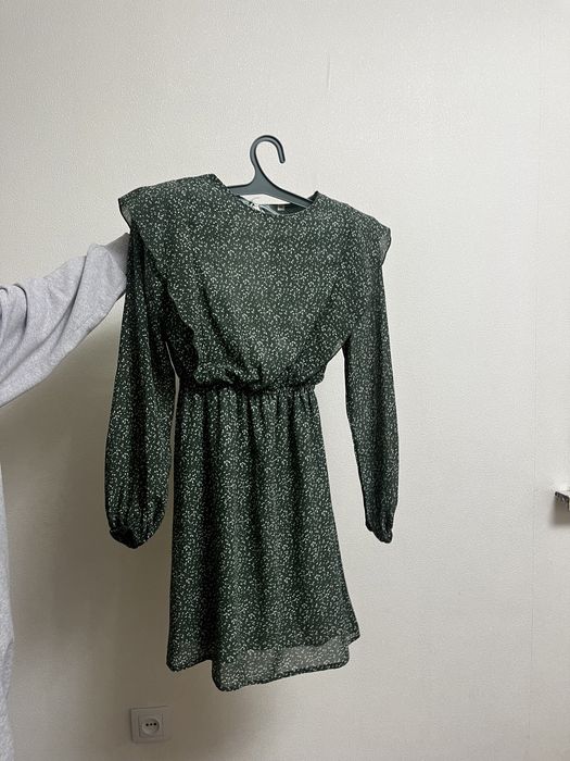 Женские платья