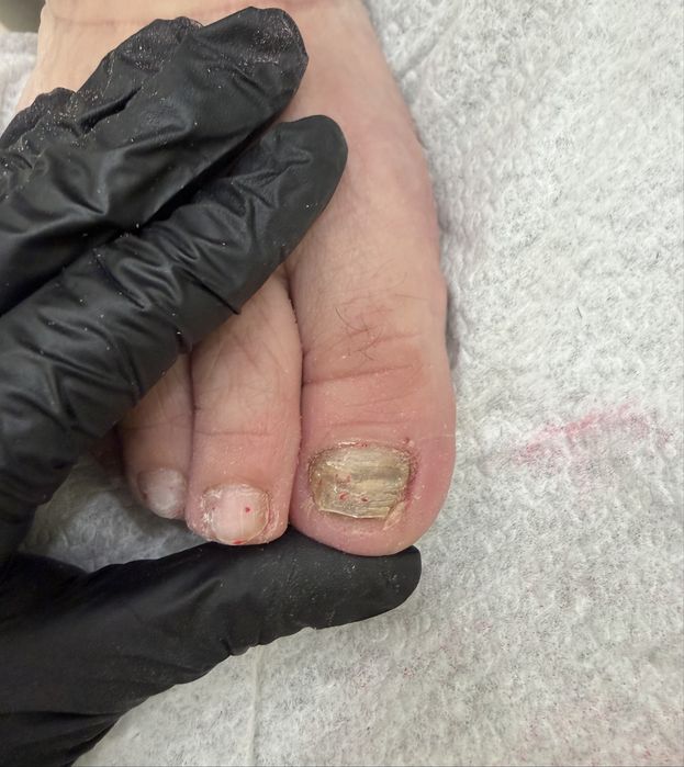 Manichiura & Pedichiura estetica / medicala