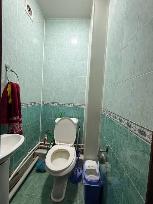 Yunusobod Bodomzor 3 xonali uy srochna sotiladi