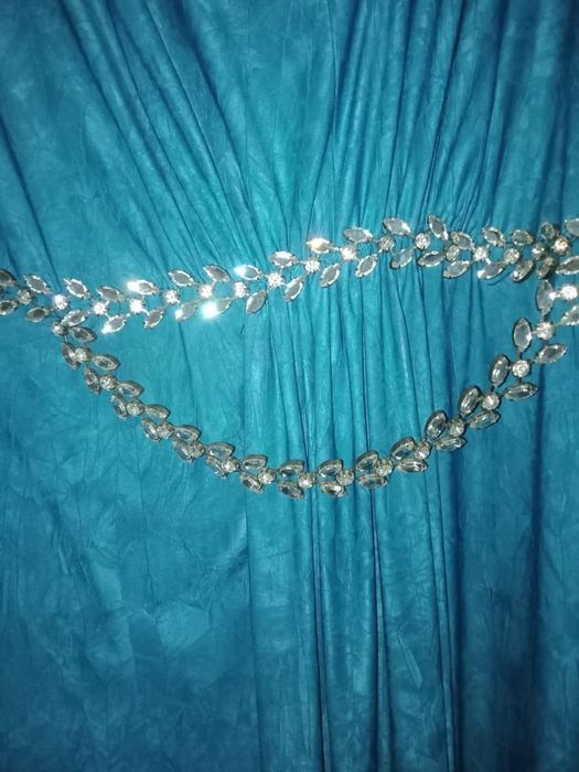 Продается нарядное