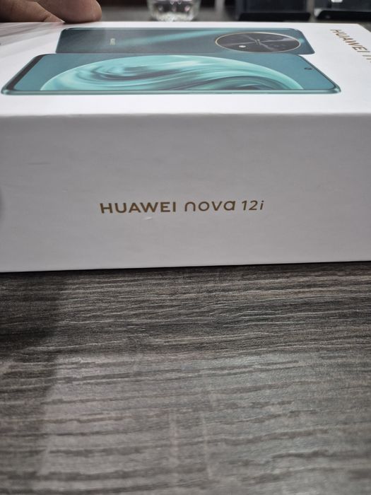 Телефон Huawei nova 12i