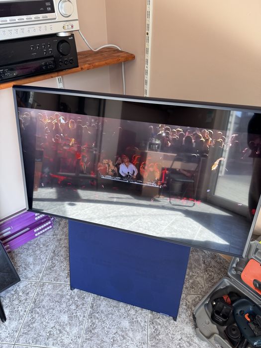 Samsung Sero 43 инча