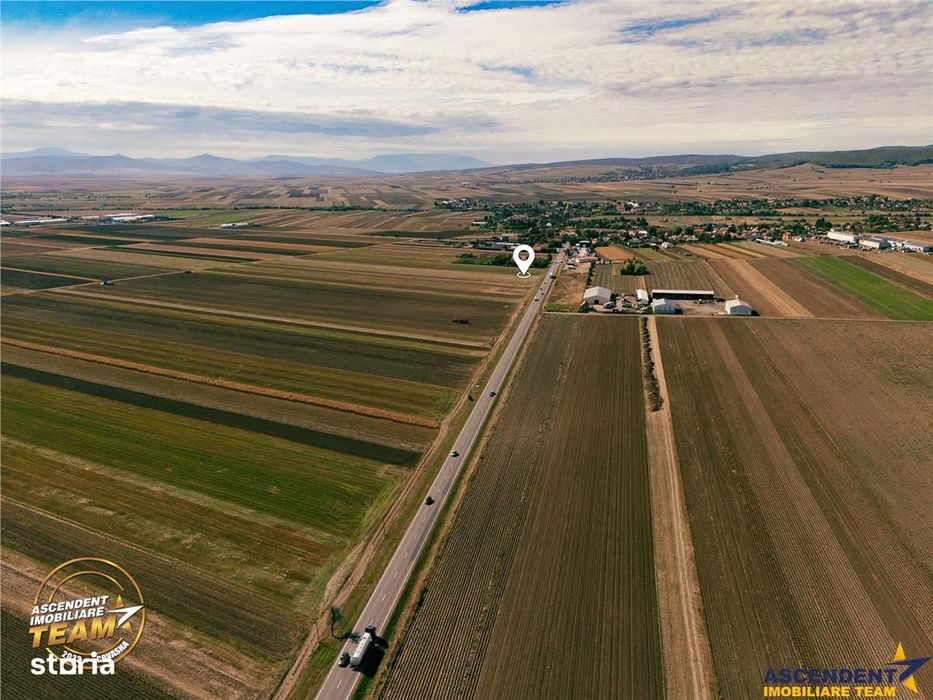 FILM! Teren intravilan 7.500 mp, deschidere dubla, DN11 (E574), Cernat
