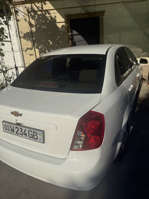 Жентра сотилади Gentra Lacetti !!!