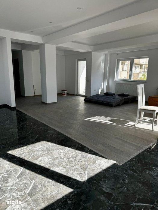 Apartament de lux,  116 mp + terasa, zona Democratiei!