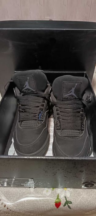 Air Jordan 4 Retro Black