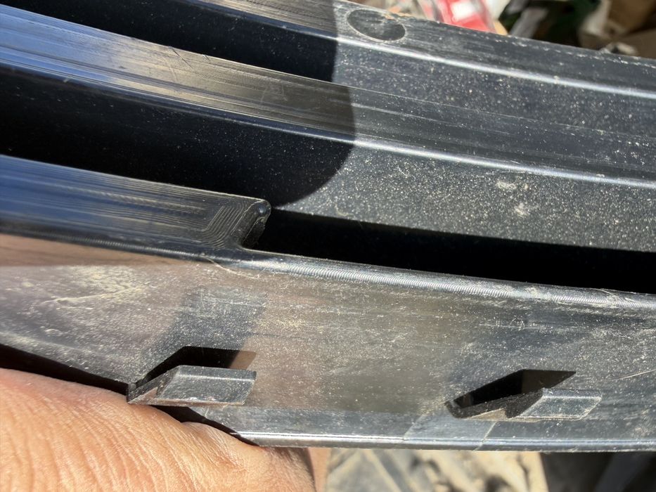 Оригинална дясна решетка халоген VW Passat B6 3C0853666
