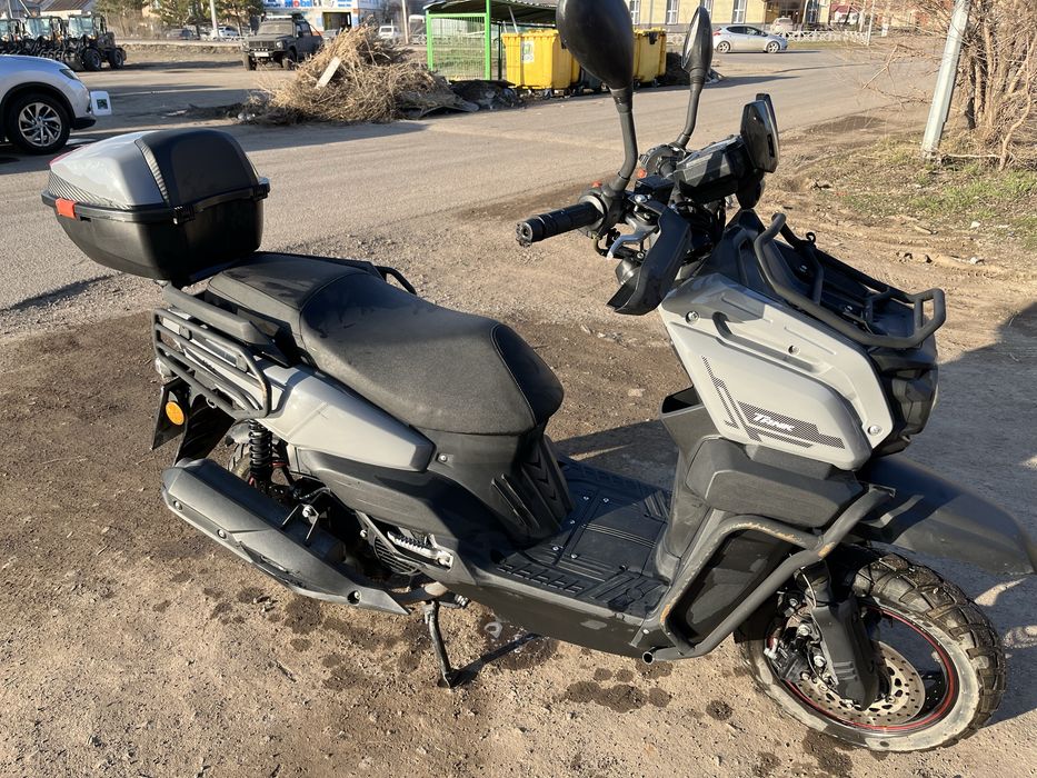 Скутер Tank sport 150