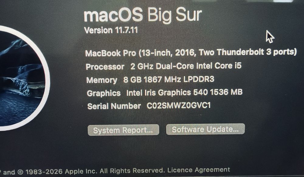 Macbook pro 2016 13 инча перфектен !