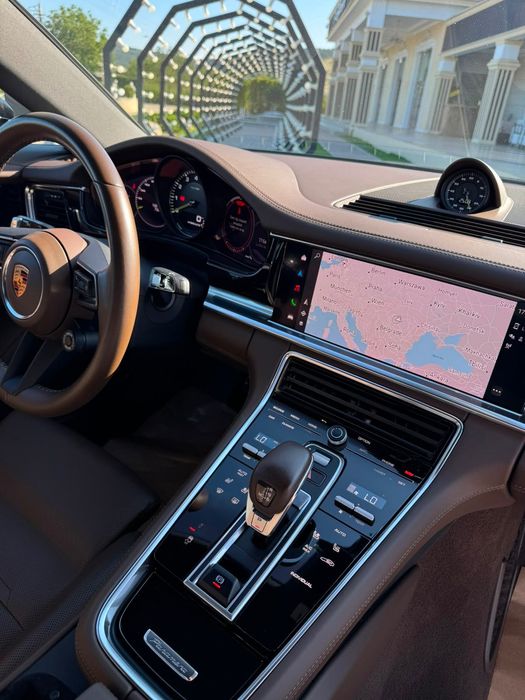PORSCHE Panamera 2022 — imagine 5