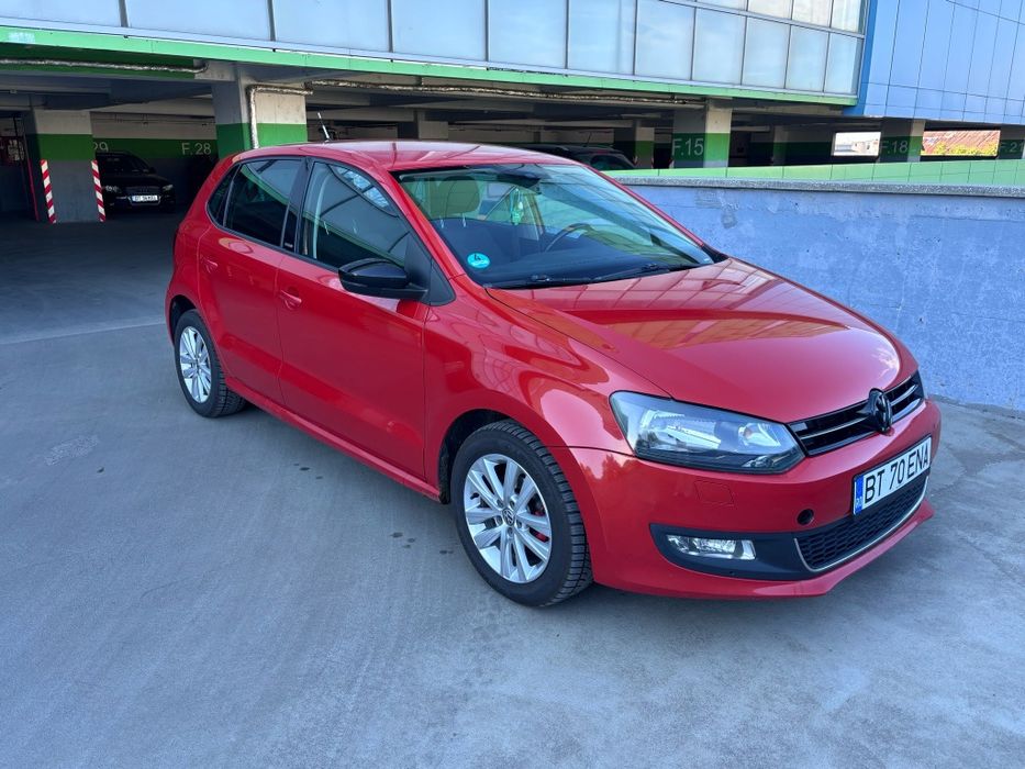 Vând Volkswagen polo 2011
