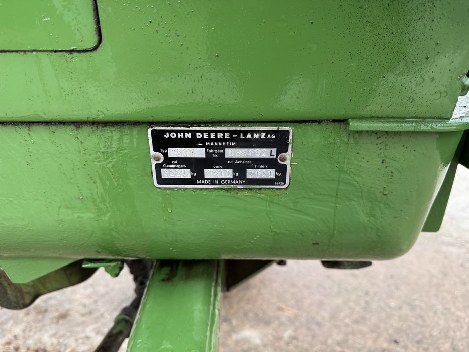 Tractor +Despicator lemn
