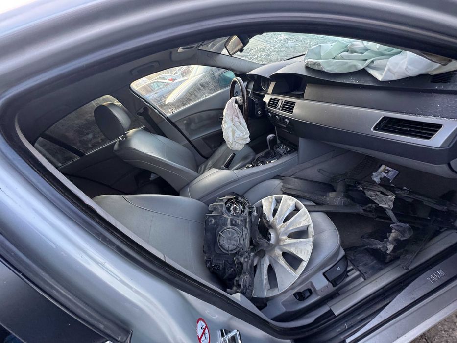 Dezmembram BMW 525 e60 automat
