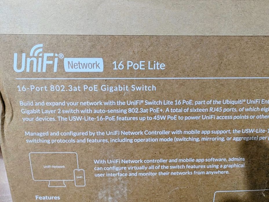 Коммутатор UniFi 16 PoE Lite.