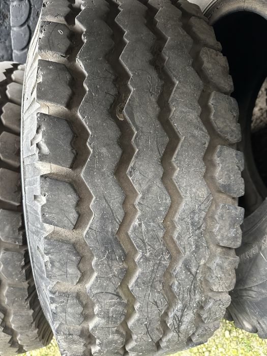 Гуми за ремарке 12.5 - 18