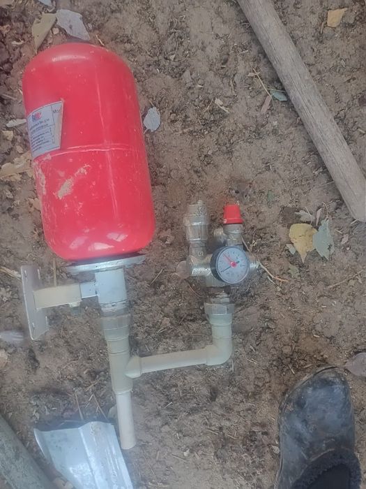 Продается.котел.120.кв.насос.расширитель.