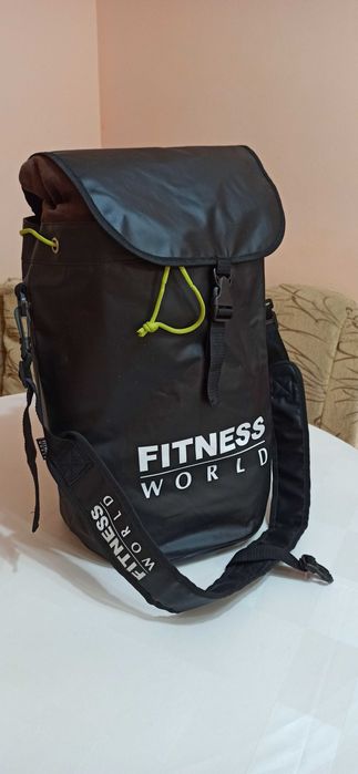 Спортен сак FITNESS WORLD-25 лв, мешка SKANSKA-25лв