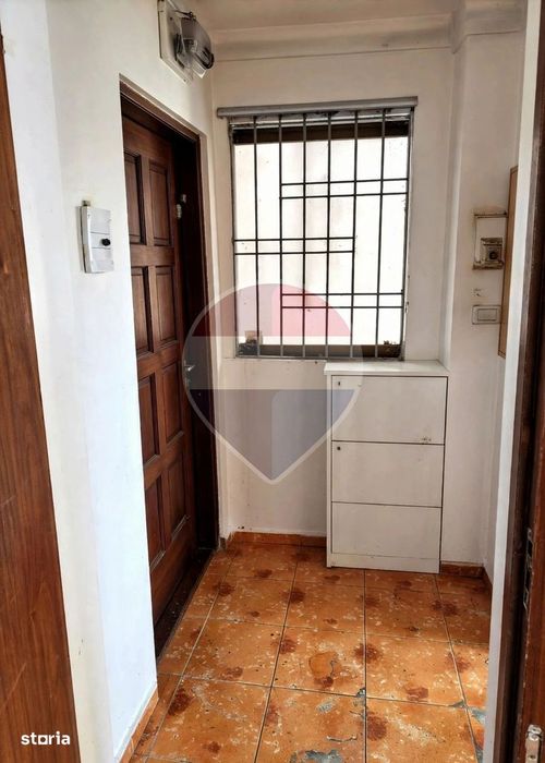 Apartament 2 camere · Semidecomandat Cantemir