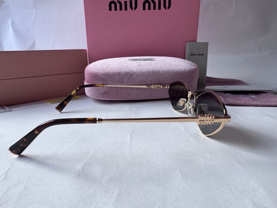 Ochelari de soare Miu Miu SMU56Z 56-17 145, Noi