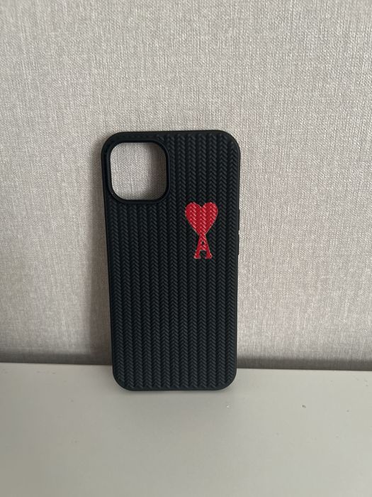 Чехлы на Iphone 14