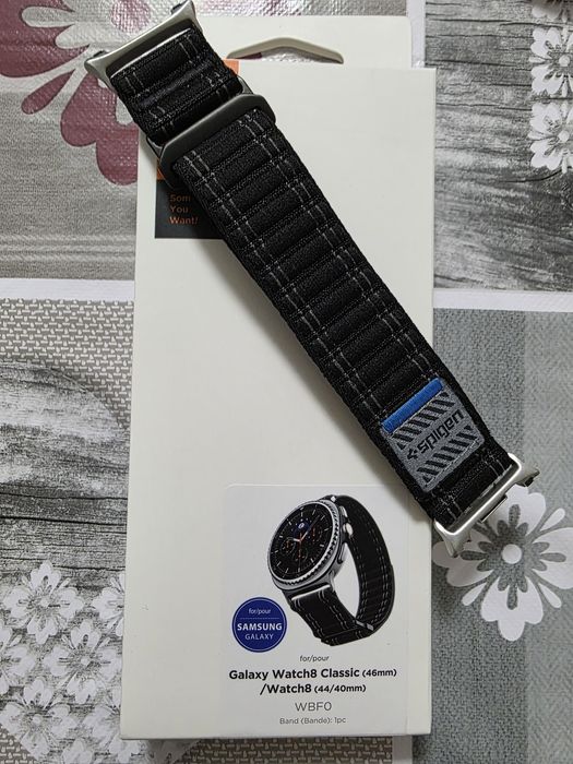 Каишка Spigen за Galaxy Watch 8 / 8 Classic