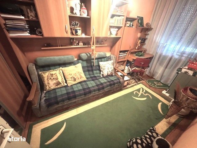 Apartament 3 camere etaj 1 zona BCR
