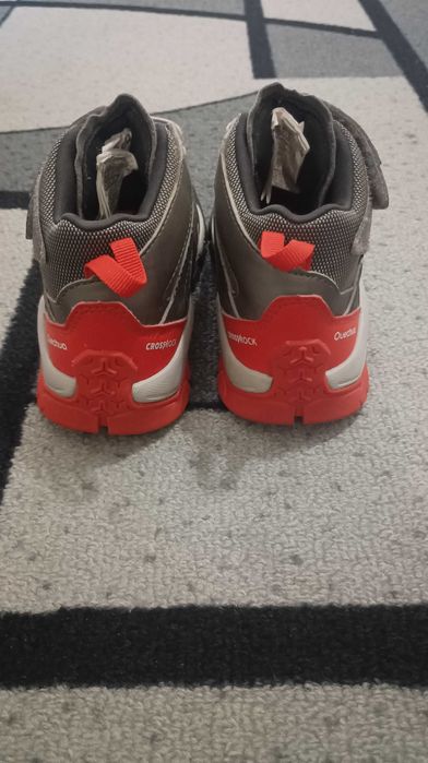 Детски зимни непромокаеми обувки за момче