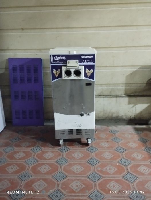 Muzqaymoq aparati frezir