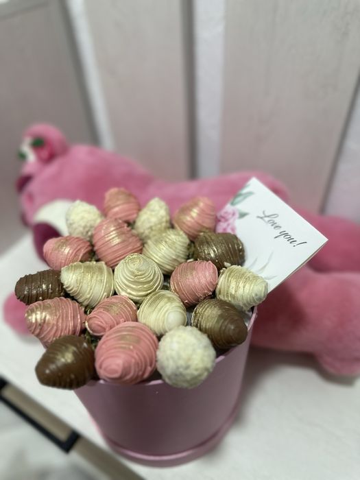 Клубника в шоколаде Шымкент