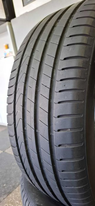 2бр. 225/55/17 Pirelli 6mm грайфер.,дот 23г.Безплатен монтаж