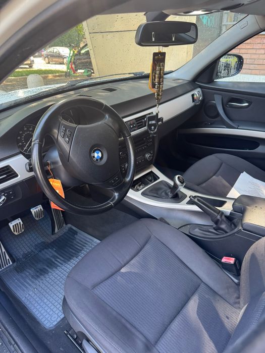 BMW 3 Series 2011 — imagine 4