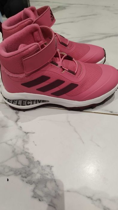 Обувки Адидас 36 номер