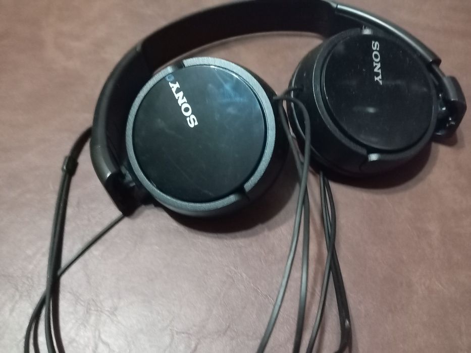Слушалки Sony 20