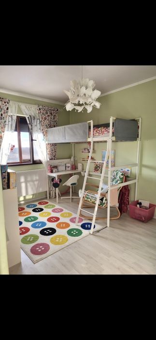 Pat cu etaj Vitval +birou Micke+scaun