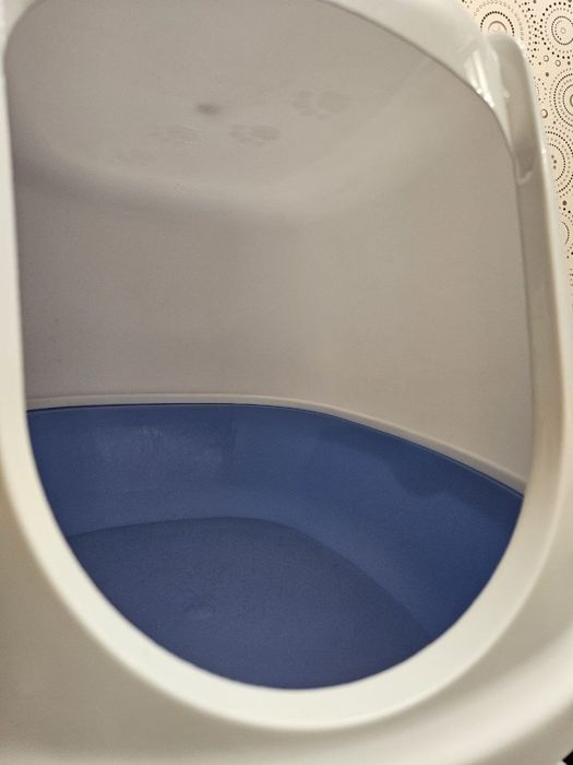 Кошачий лоток, закрытый